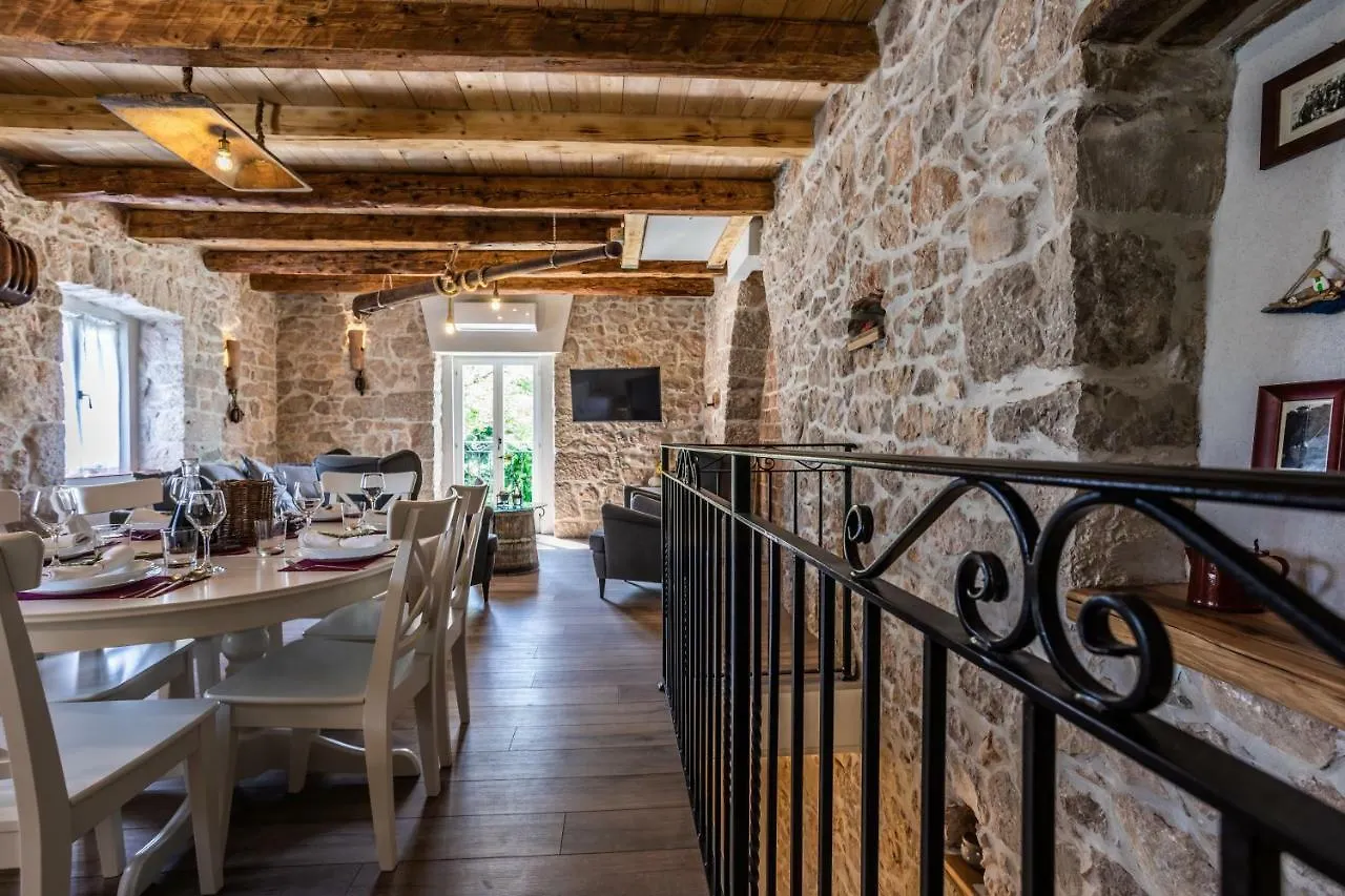 Stone Villa Katarina With Pool Klimno Kroatien