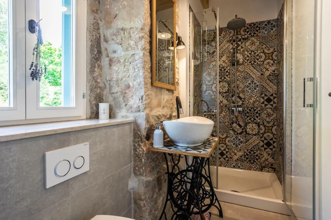 Stone Villa Katarina With Pool Klimno